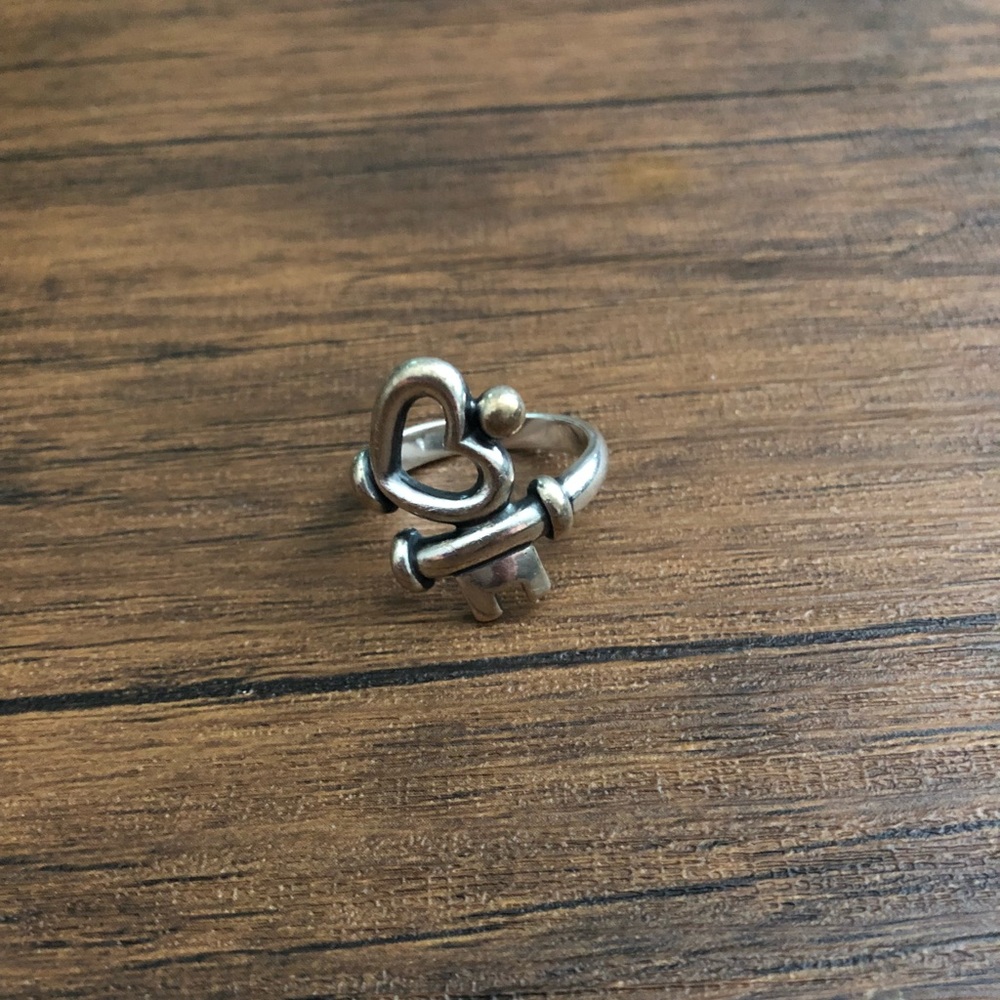 James Avery Key to my Heart Ring